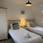 Norman's Nook, The Bay *