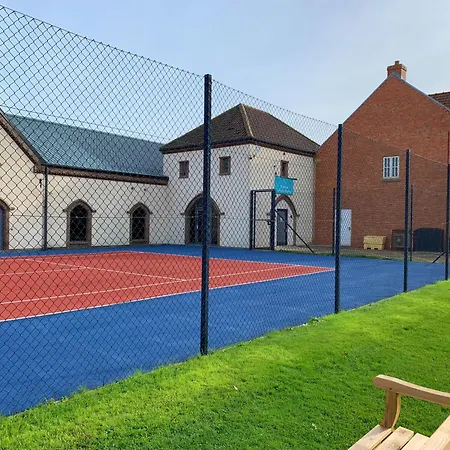 Norman's Nook, The Bay *